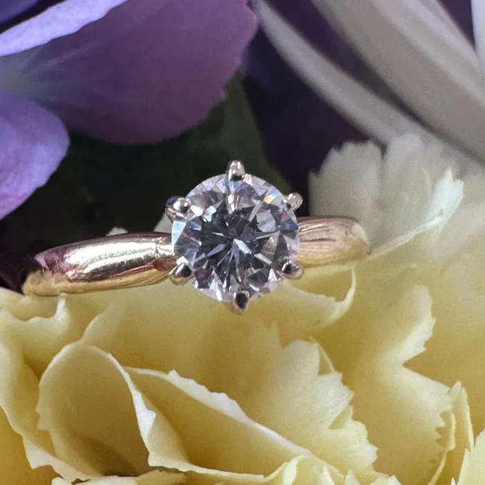 ONeills Estate Jewelry 14 Karat Yellow Gold Diamond Solitaire Ring 10000577 Rings