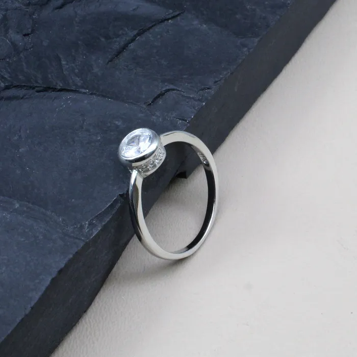 Indian Women Style 925 Solid Silver Ring White CZ Studded Platinum Finish Karizma Jewels Rings Indian Women Style 925 Solid Silver Ring White CZ Studded Platinum Finish Karizma Jewels Rings