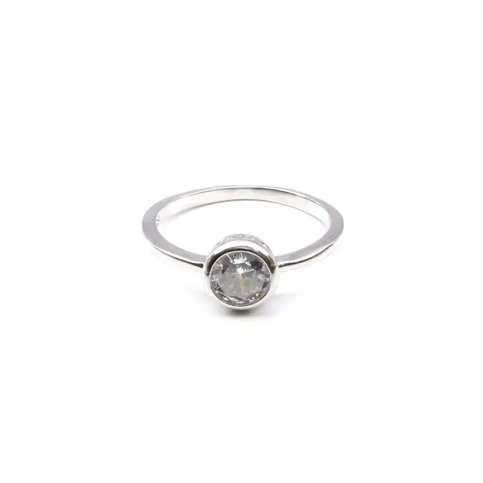 Indian Women Style 925 Solid Silver Ring White CZ Studded Platinum Finish Karizma Jewels Rings Indian Women Style 925 Solid Silver Ring White CZ Studded Platinum Finish Karizma Jewels Rings