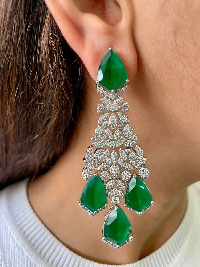 Necklaces PRERTO ECOMMERCE PRIVATE LIMITED Kite Emerald Drops Dimonte Necklace set