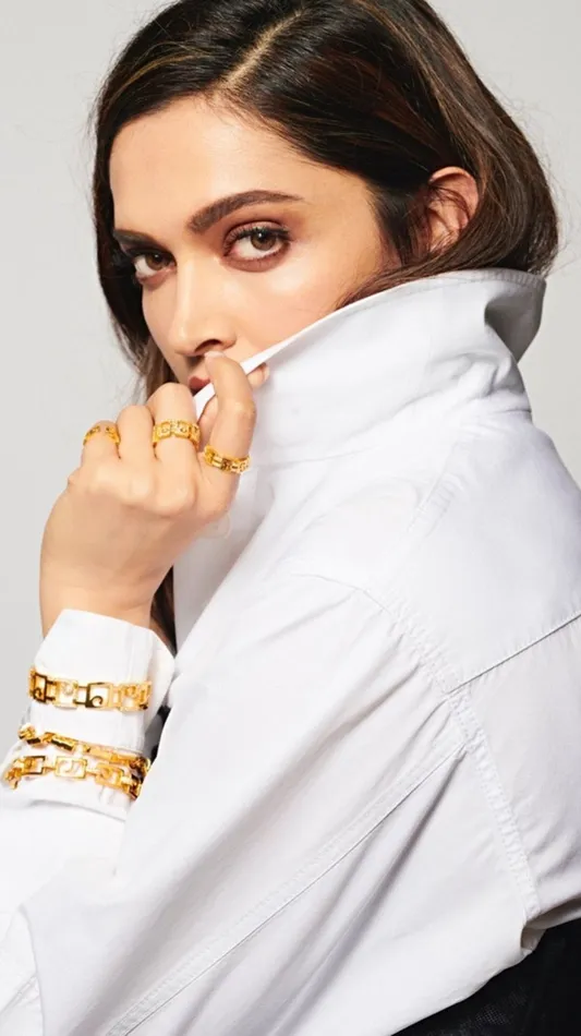 PRERTO ECOMMERCE PRIVATE LIMITED Rings Bliss Midi Gold Ring
