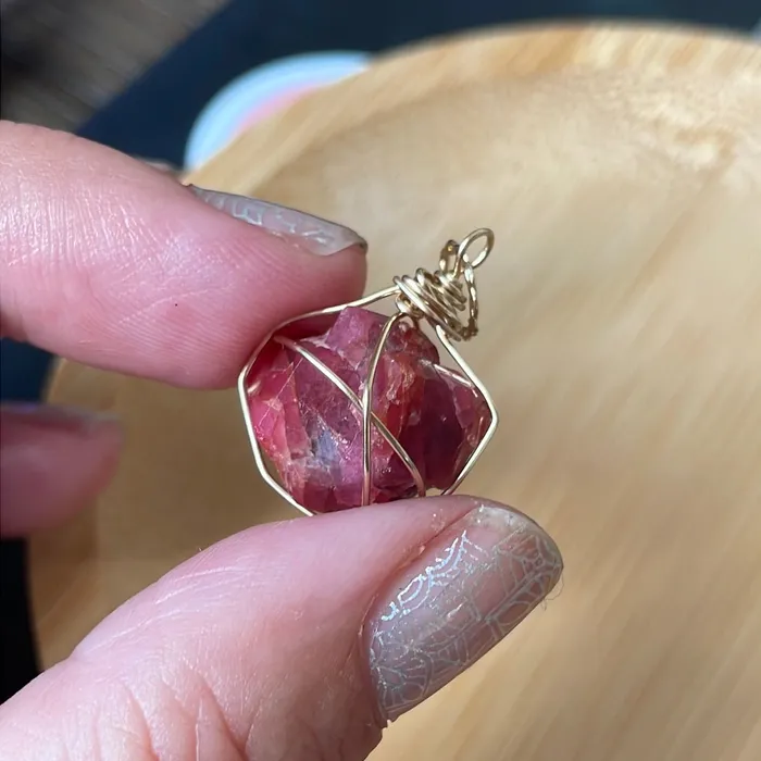 Raspberry Garnet Organic Wire Wrapped Nugget Gold Filled Handmade Vintage Paris Jewelry PreStyled Sets Raspberry Garnet Organic Wire Wrapped Nugget Gold Filled Handmade Vintage Paris Jewelry PreStyled Sets