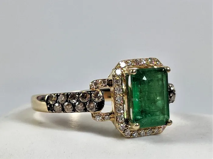 Rings Effy Genuine Emerald and Diamond Halo Ring 14K GoldPreowned The Pink Pigs Animal Lovers Boutique