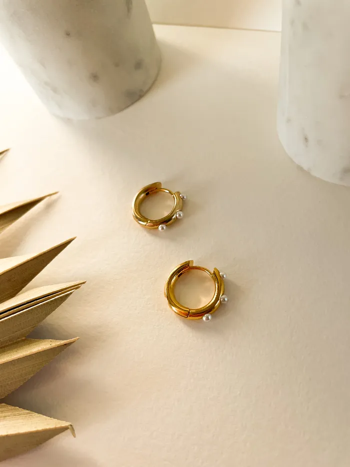 The Minne Design Co Earrings Pearl Dotted Hoop