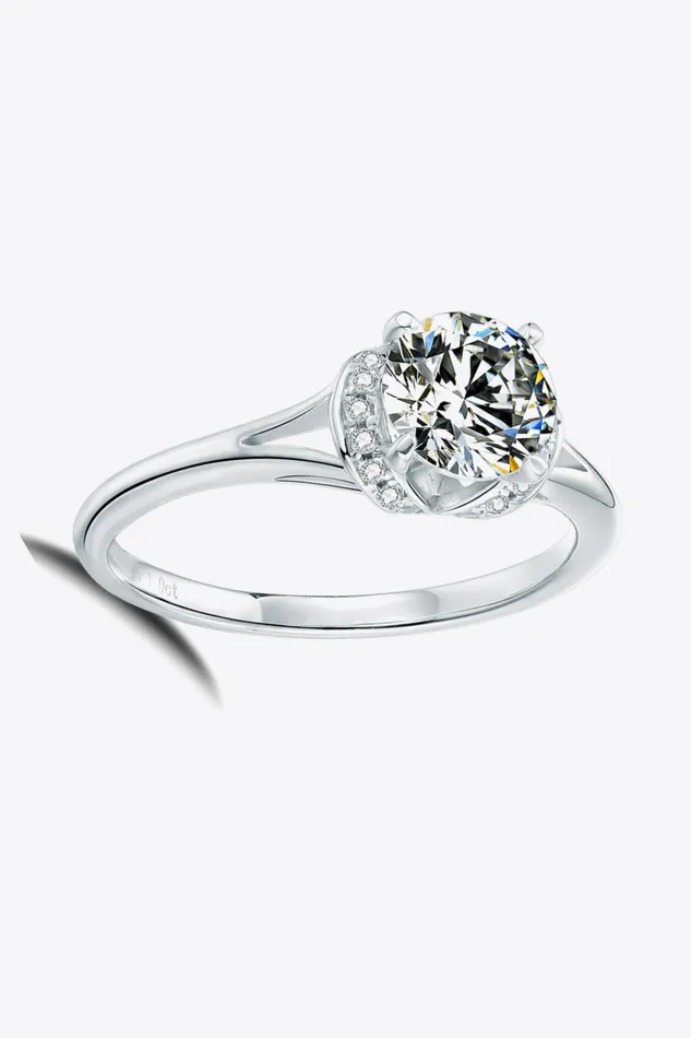 1 Carat Moissanite Split Shank Ring Trendsi Rings