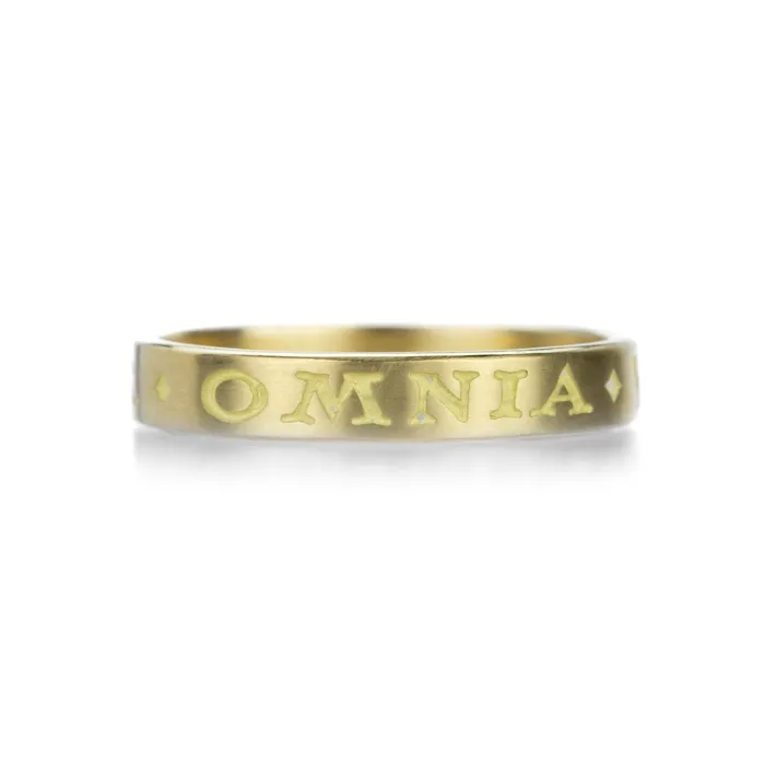 18k Yellow Gold Omnia Vincit Amor Ring Gabriella Kiss Rings