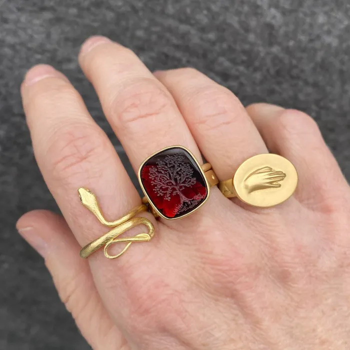 Gabriella Kiss 18k Yellow Gold Hand Ring Rings Gabriella Kiss 18k Yellow Gold Hand Ring Rings