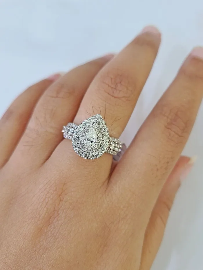 Rings Real 10k Yellow Gold Diamond Ladies Ring Women Engagement Wedding Genuine Gold and Diamond