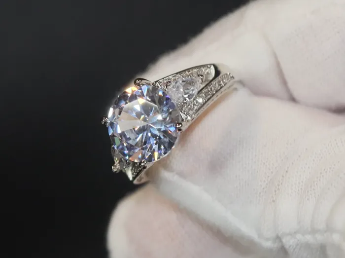 Big Diamond Ring Womens Big Diamond Ring Big Engagement Rings Lab Diamonds London Rings