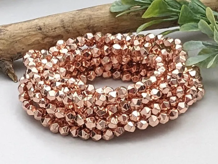 DearBeads Earrings Metallic Rose Gold Faceted Diamond Cut Hematite 4mm