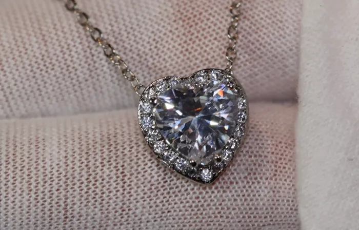 Diamond Heart Necklace Womens Diamond Necklace Heart Necklace with Diamonds Heart Pendant Lab Diamonds London Necklaces