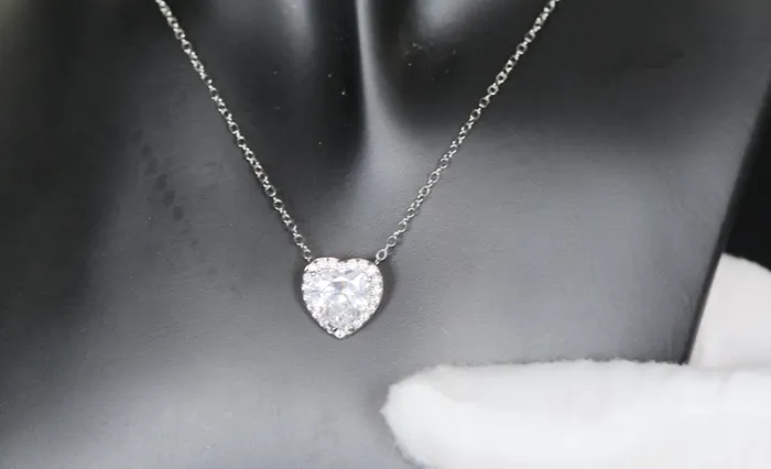 Diamond Heart Necklace Womens Diamond Necklace Heart Necklace with Diamonds Heart Pendant Lab Diamonds London Necklaces