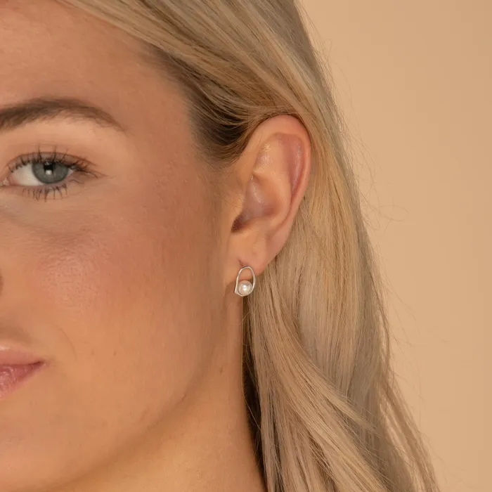 Earrings Camile Stone Floating Pearl Circular Stud Earrings