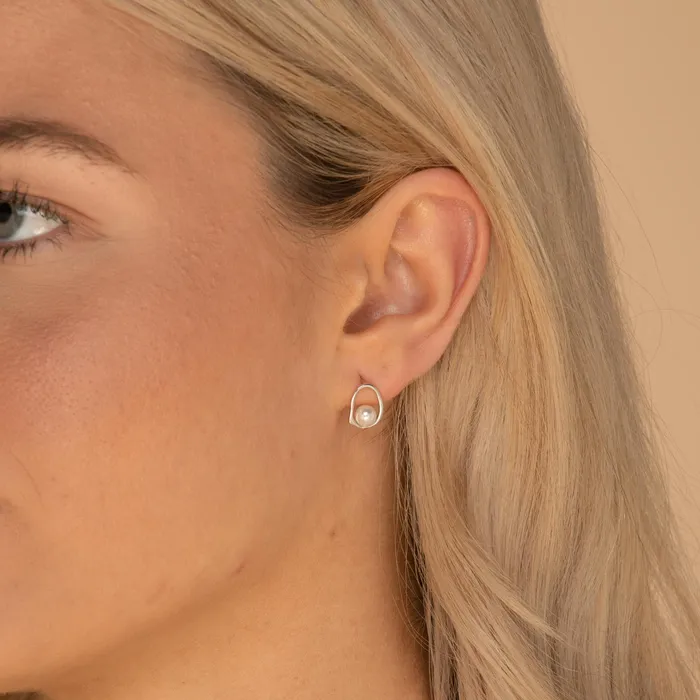 Earrings Camile Stone Floating Pearl Circular Stud Earrings