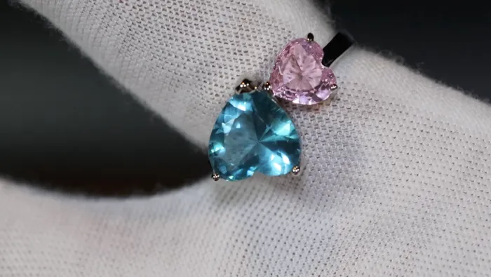 Lab Diamonds London Rings Heart Ring Pink Diamond Ring Blue Diamond Ring Pink and blue diamond heart ring