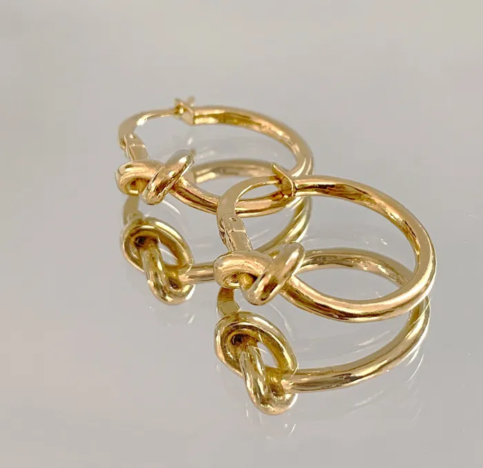Mai Dsire Earrings GOLD KNOT HOOP EARRINGS SAMPLE