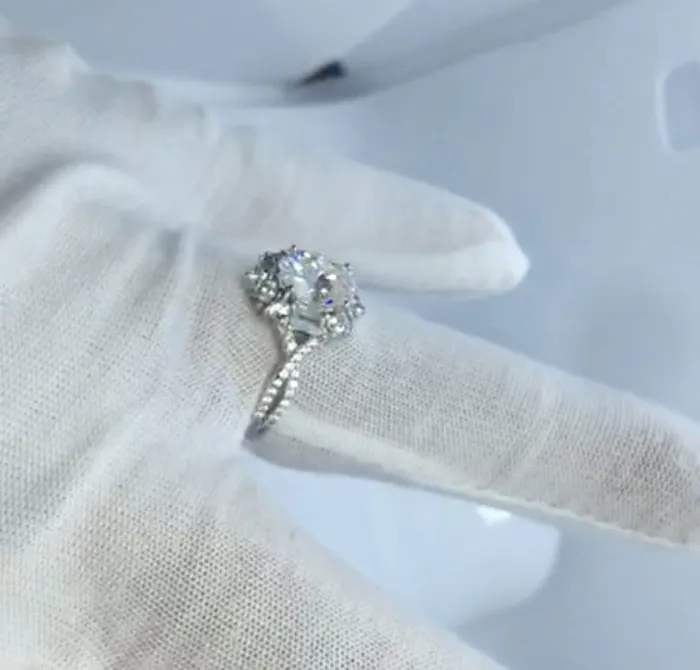 Minx London Rings 15 Carat Ring Engagement Ring Womens Wedding Ring Moissanite Ring Moissanite Engagement Rings Moissanite Rings Promise Ring