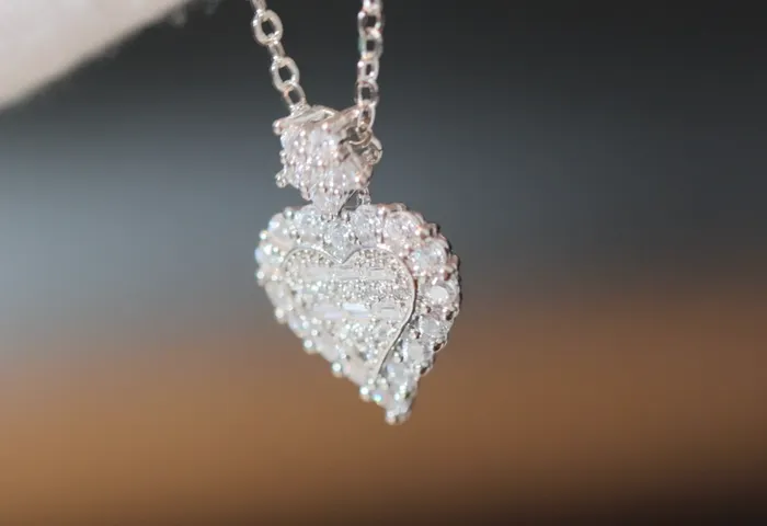 Necklaces Lab Diamonds London Diamond Heart Necklace Womens Diamond Necklace Heart Necklace with Diamonds Heart Pendant