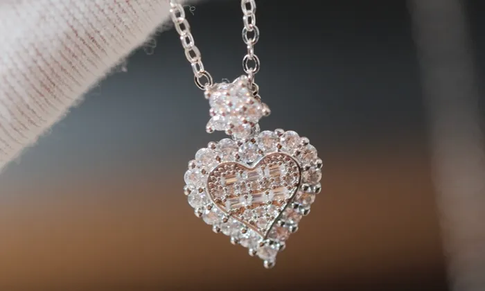 Necklaces Lab Diamonds London Diamond Heart Necklace Womens Diamond Necklace Heart Necklace with Diamonds Heart Pendant