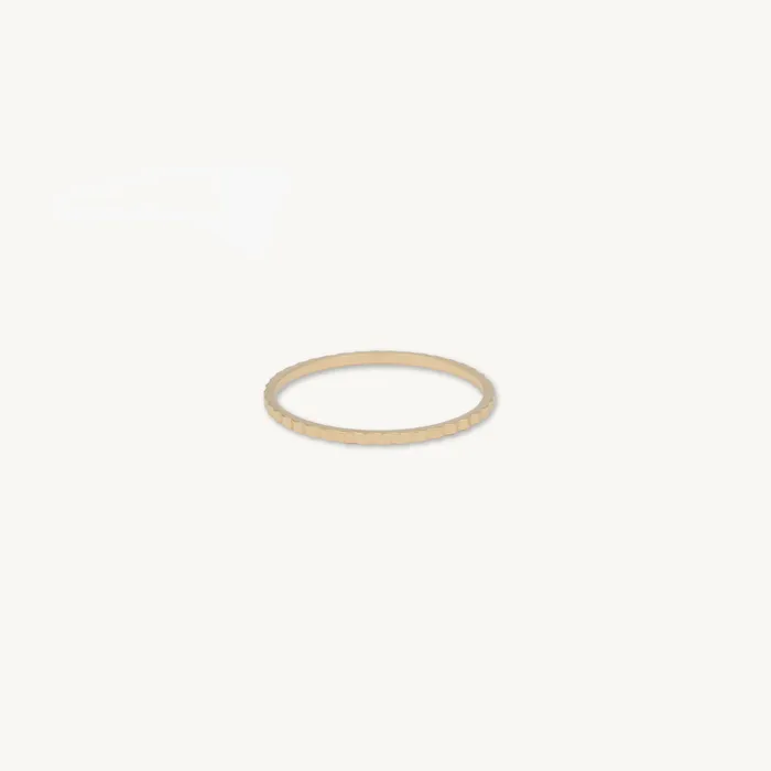 Rings Camile Stone Thin Ridge Stacker Ring