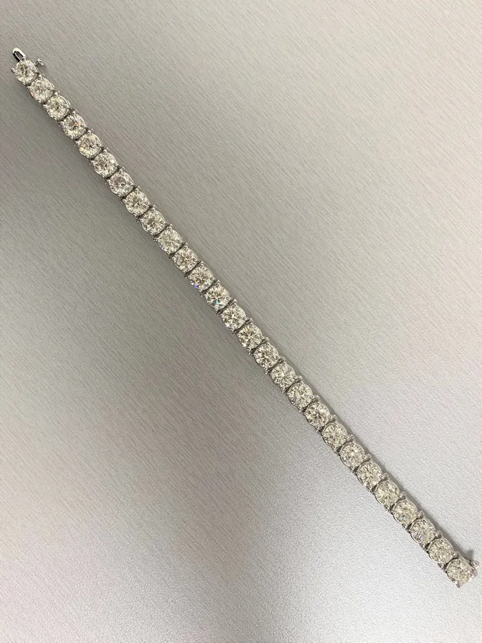 Beauvince Bracelets Diamond Tennis Bracelet 2005 ct Diamonds in White Gold