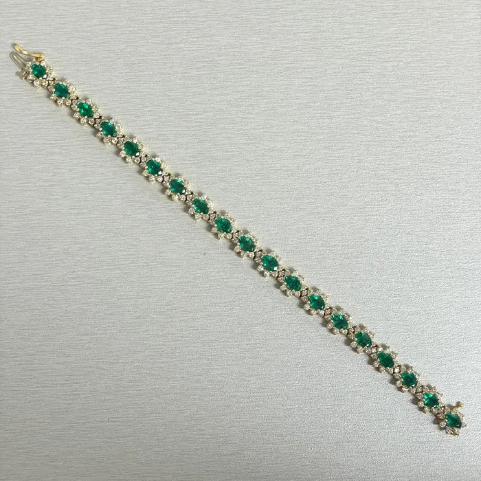 Beauvince Florence Bracelet 1166 ct Diamonds Emeralds in Yellow Gold Beauvince Bracelets