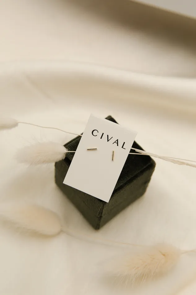 CIVAL Collective Rings Simple Gold Bar Studs
