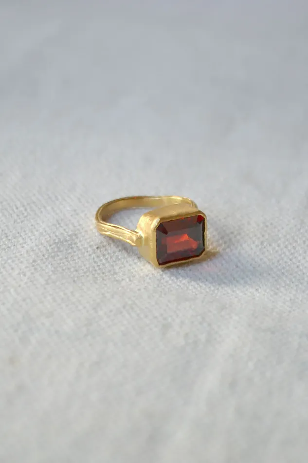 Garnet Ring Charlotte Wendes Rings