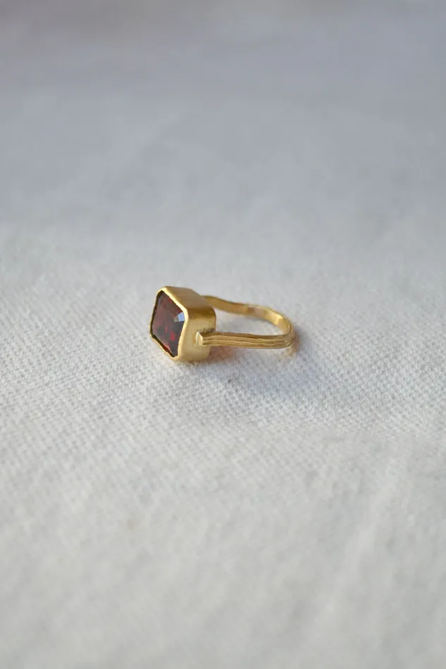 Garnet Ring Charlotte Wendes Rings