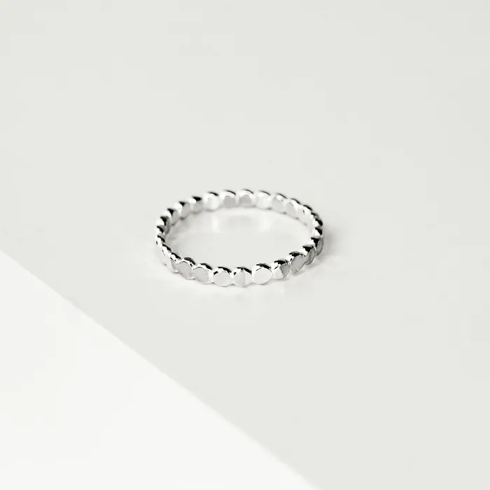 Hammered Dot Band Ring Grayling Rings