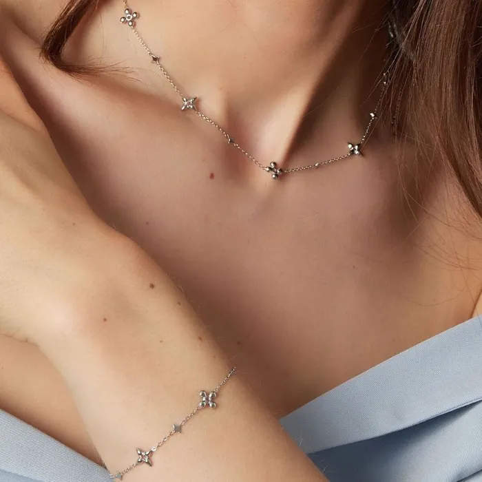 Lucky Clover Necklace Seola Jewelry Necklaces