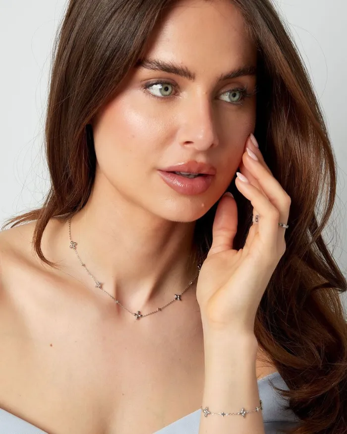 Lucky Clover Necklace Seola Jewelry Necklaces