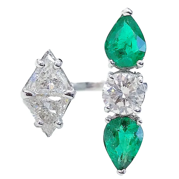 Rings Beauvince PeekaBoo Diamonds Emeralds Shapes Ring 373 ct Emeralds Diamonds in White Gold