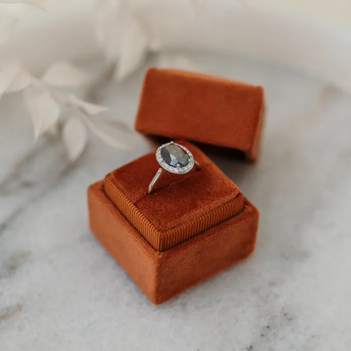 The Calisto 14k Yellow Size 85 Stone CLR23 Antelope Ring Box Custom Engraving my bobbie 75 VENVS Rings