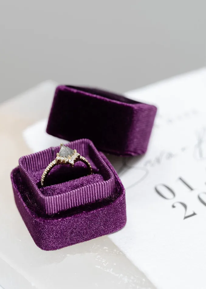 The Eclipse 14k White Size 85 Stone Moissanite Round 65mm Purple Ring Box Custom Engraving 0 VENVS Rings